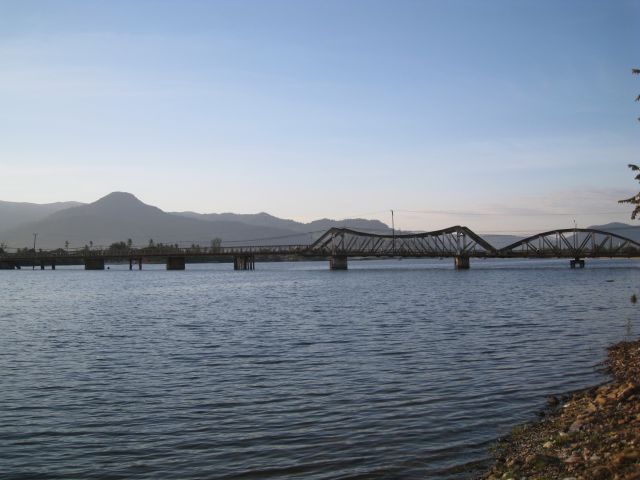 Die alte Kampotbrücke